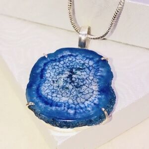 CERULEAN BLUE SOLAR QUARTZ LARGE ROUND STONE NECKLACE BRAND NEW!
